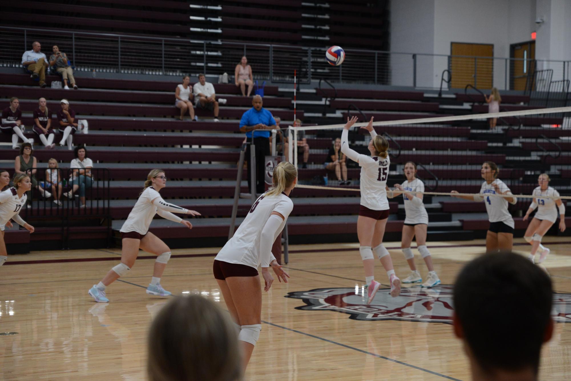 Volleyball: jamboree photo gallery