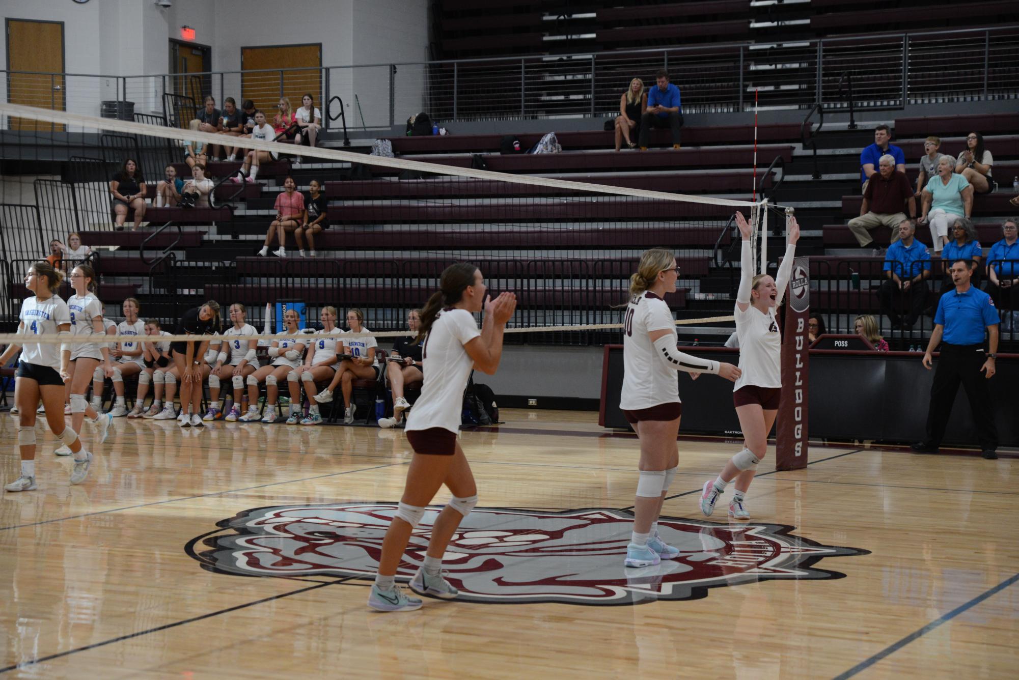 Volleyball: jamboree photo gallery